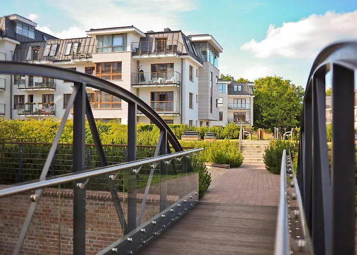 La Bagatelle By Baltica + Parking